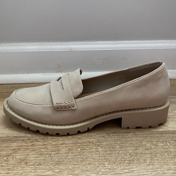 Dolce Vita Elias Catalina Loafers - Picture 6 of 11